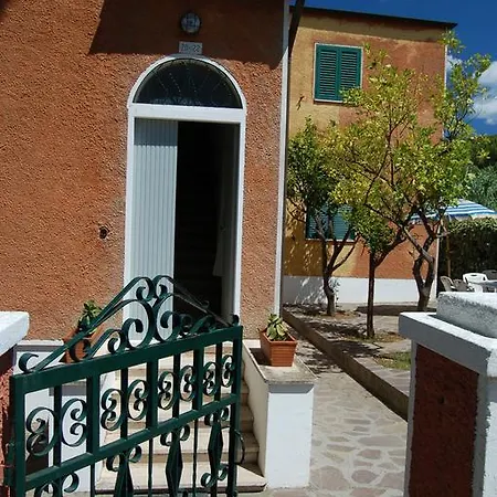 Elbamar Hotel apartamentowy Procchio (Isola d'Elba)